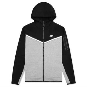Nike Men's Performance Jacket in Black and Gray